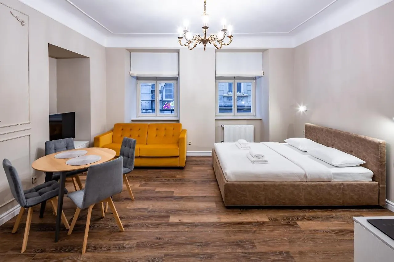 Romari Площа Катедральна 8 Lägenhet Lviv